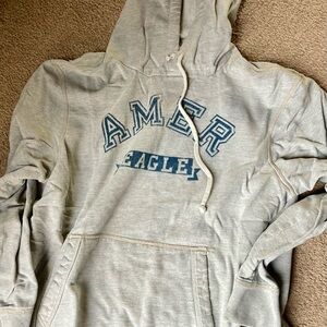 ♥️💚American Eagle Outfitters Cream Fleece Hoodie